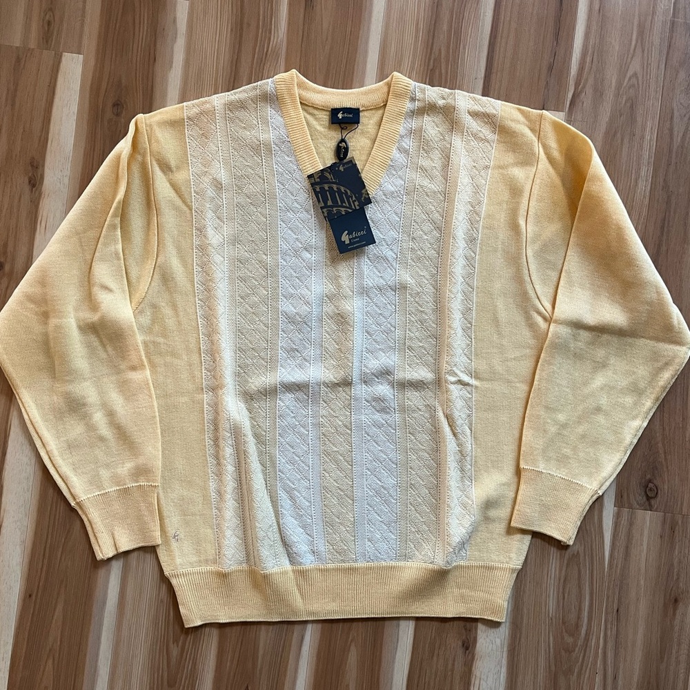 NEW - Men’s Gabicci Large Sweater